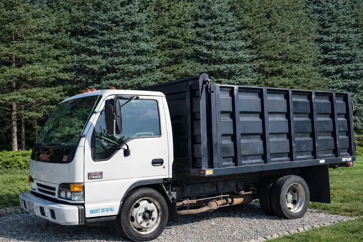 Columbia Junk Removal truck used for local junk hauling